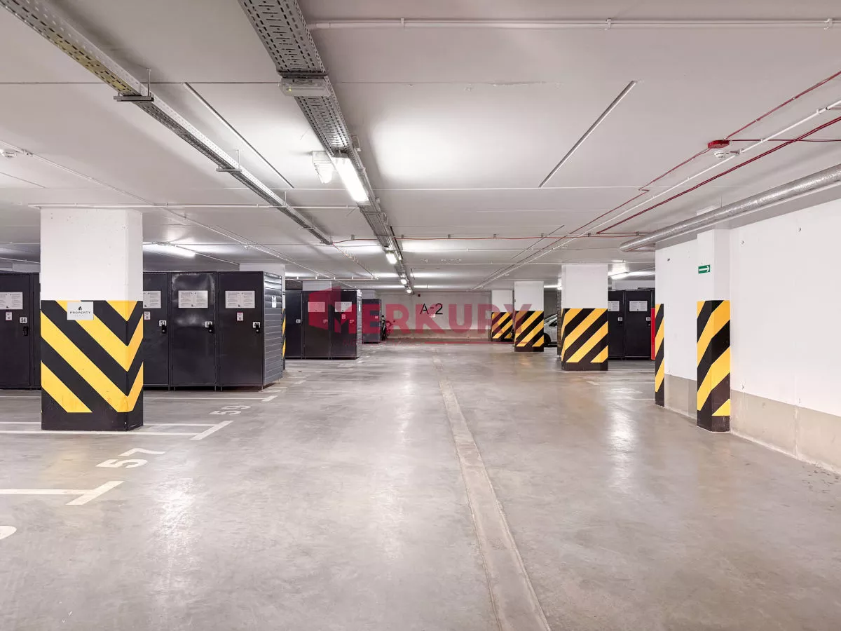 Wrocław Podwójne miejsce parkingowe | obok Magnolii sprzedaż 24m2