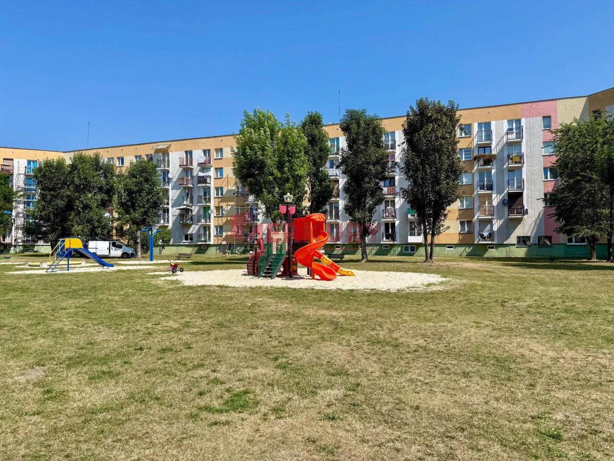 Oława /3 pokoje/Balkon/Świetna lokalizacja/ sprzedaż 51m2 - 17